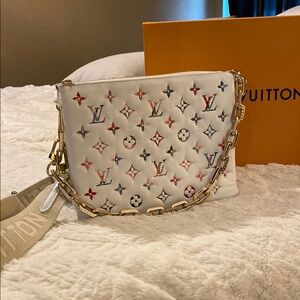 Louis Vuitton White Crossbody Bag with Iconic Monogram